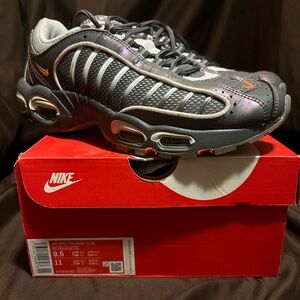 Nike men’s air max tailwind IV SE
